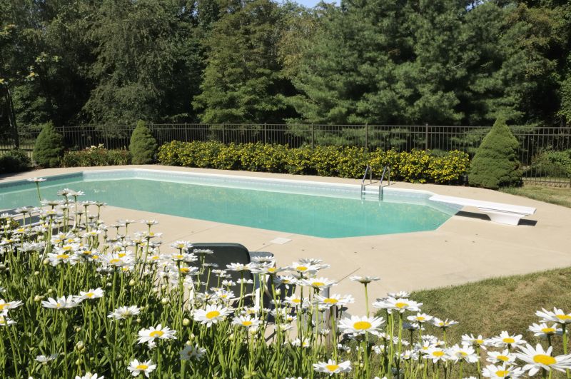Commercial Pool Deck Paving